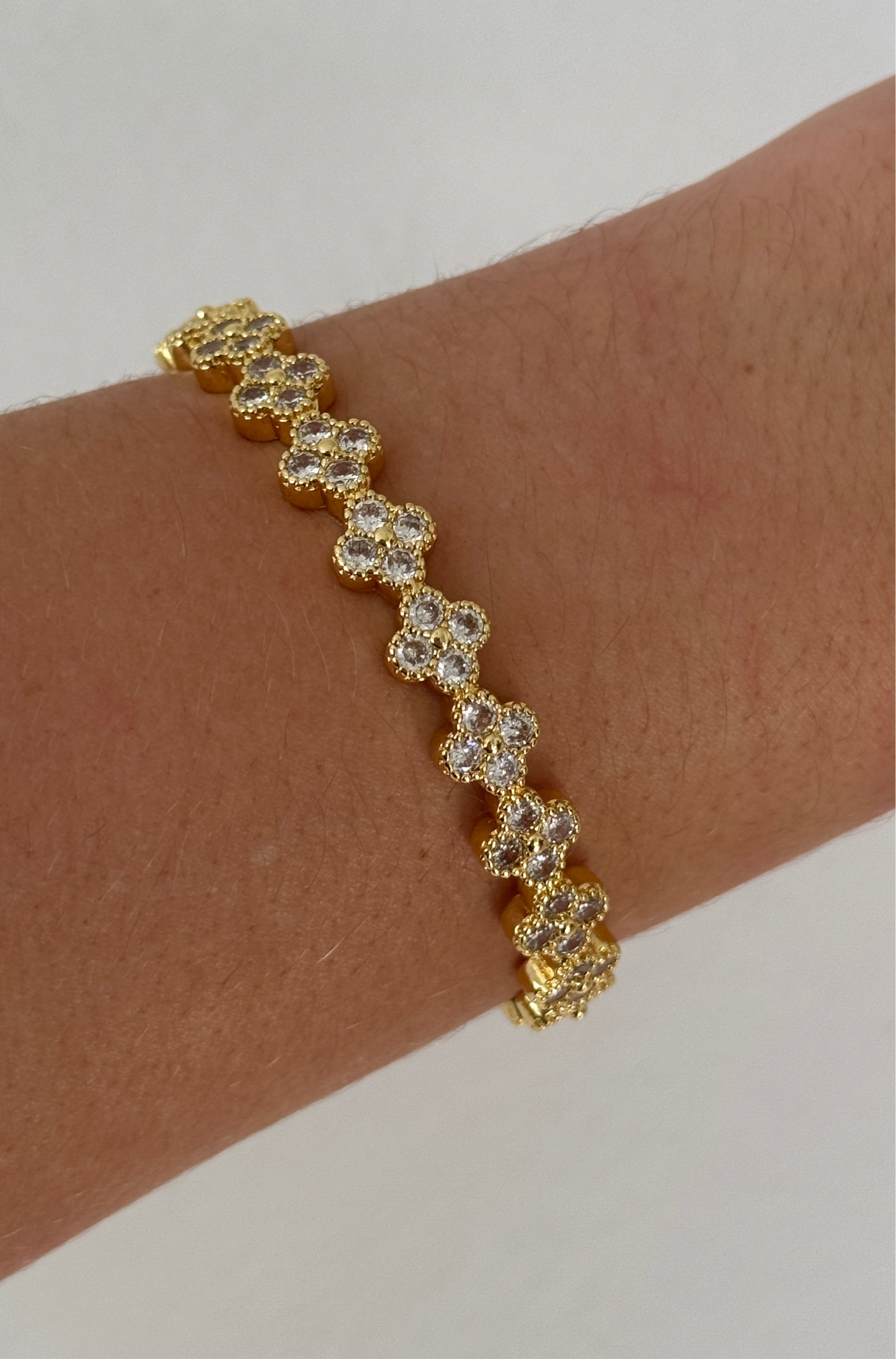 Lia Elegant Bracelet
