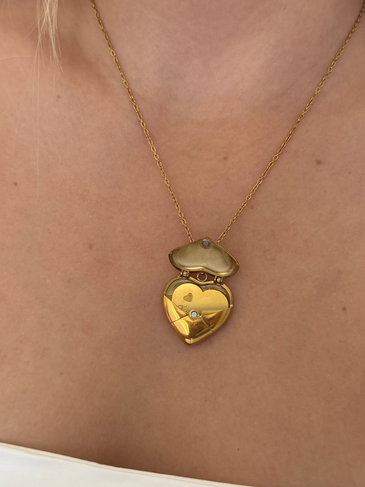Te amo Necklace