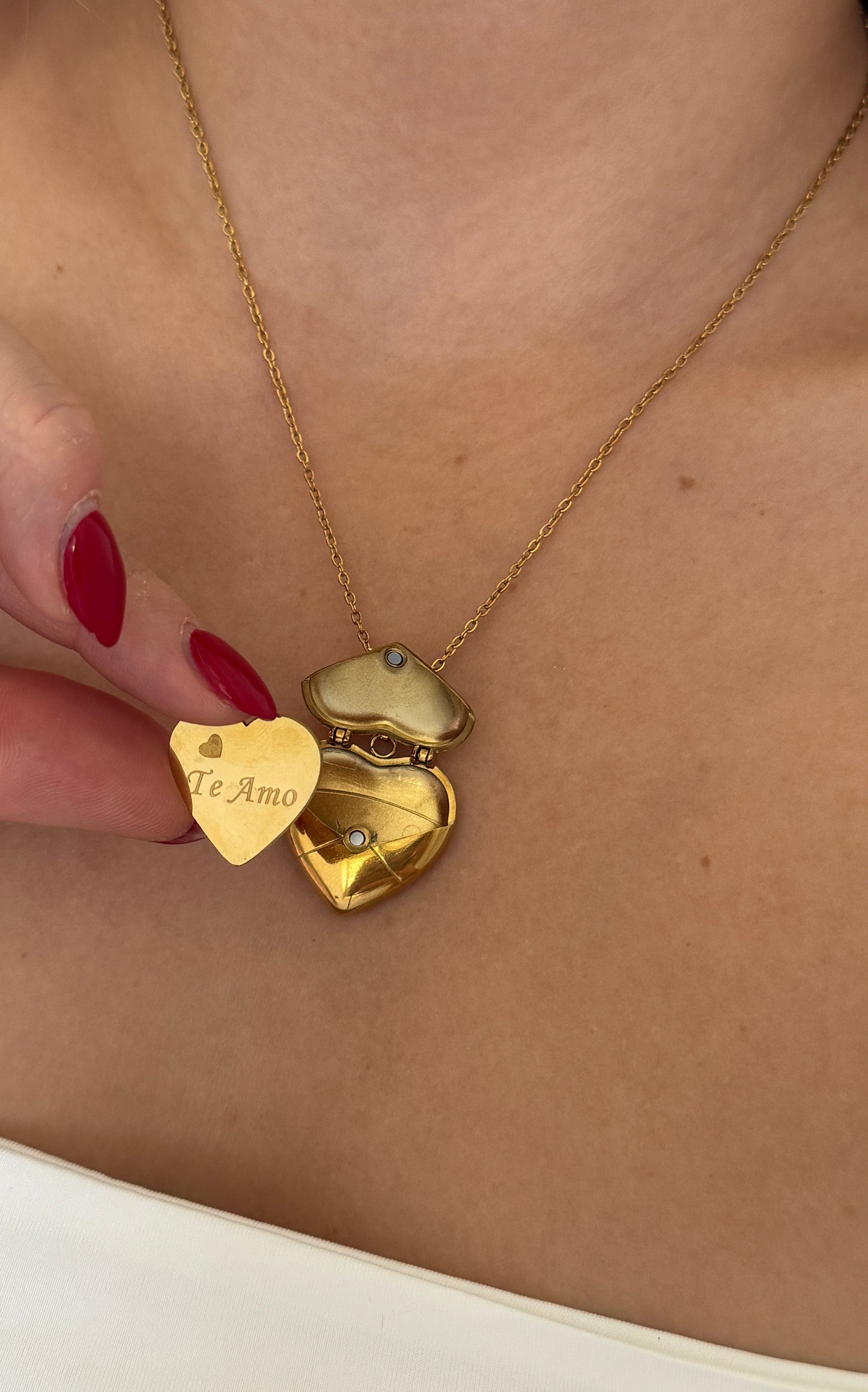Te amo Necklace