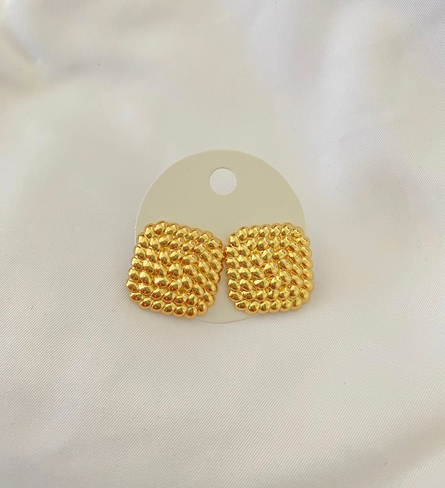 Magna Earrings