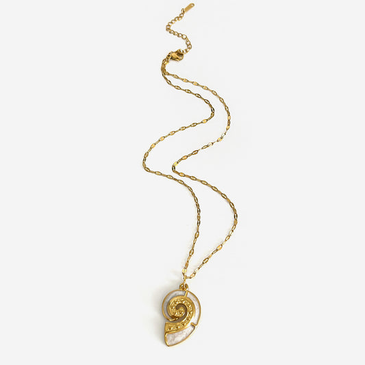 Concha Marina Necklace