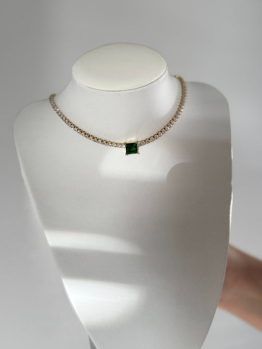 Gema Necklace